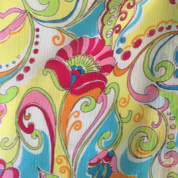 Adorable halter top - Picture 2 of 3